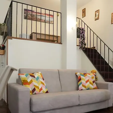 Vesuvius Voyager Haven Apartment *